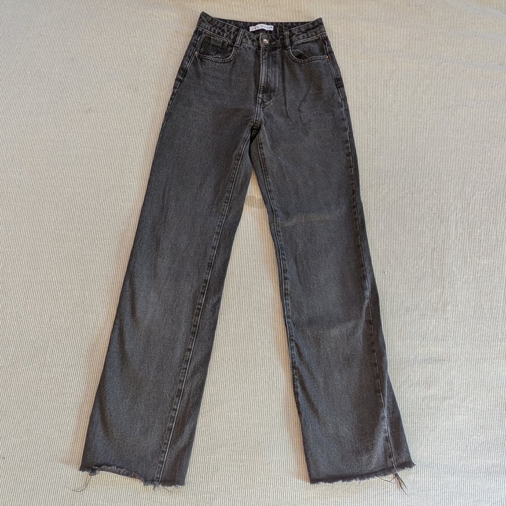 Zara Wedgie Wide Leg Fit Long Inseam 4